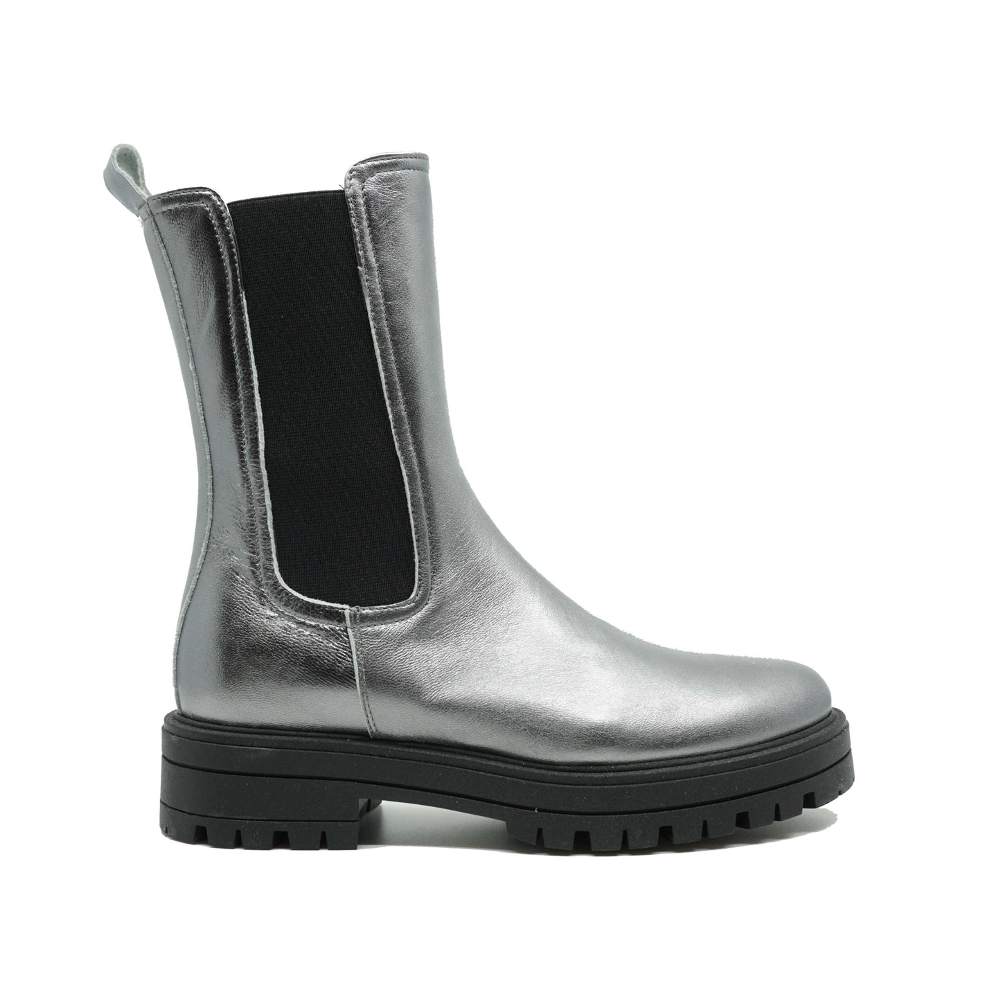 Stoere winterlaarzen in zilver gelamineerd leder.