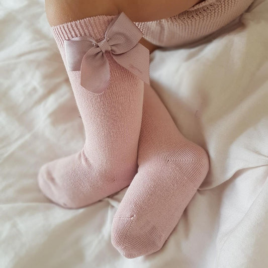 Chaussettes hautes Cóndor avec nœud couleur chair