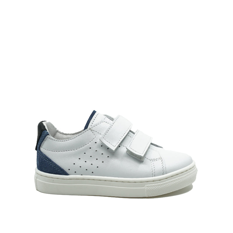 witte leren kindersneakers met klittenbandsluiting