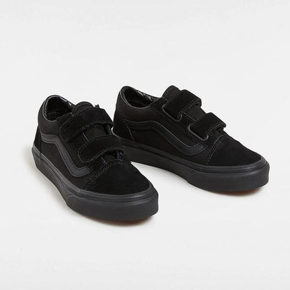all black vans